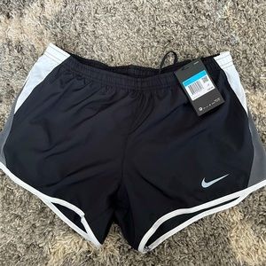 COPY - Womens NIKE Drifit Shorts NWT